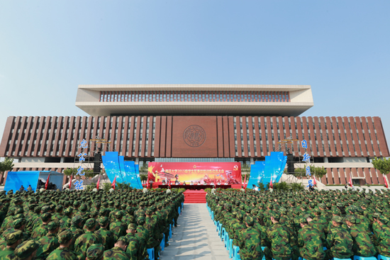 南开大学召开2015学生军训动员大会